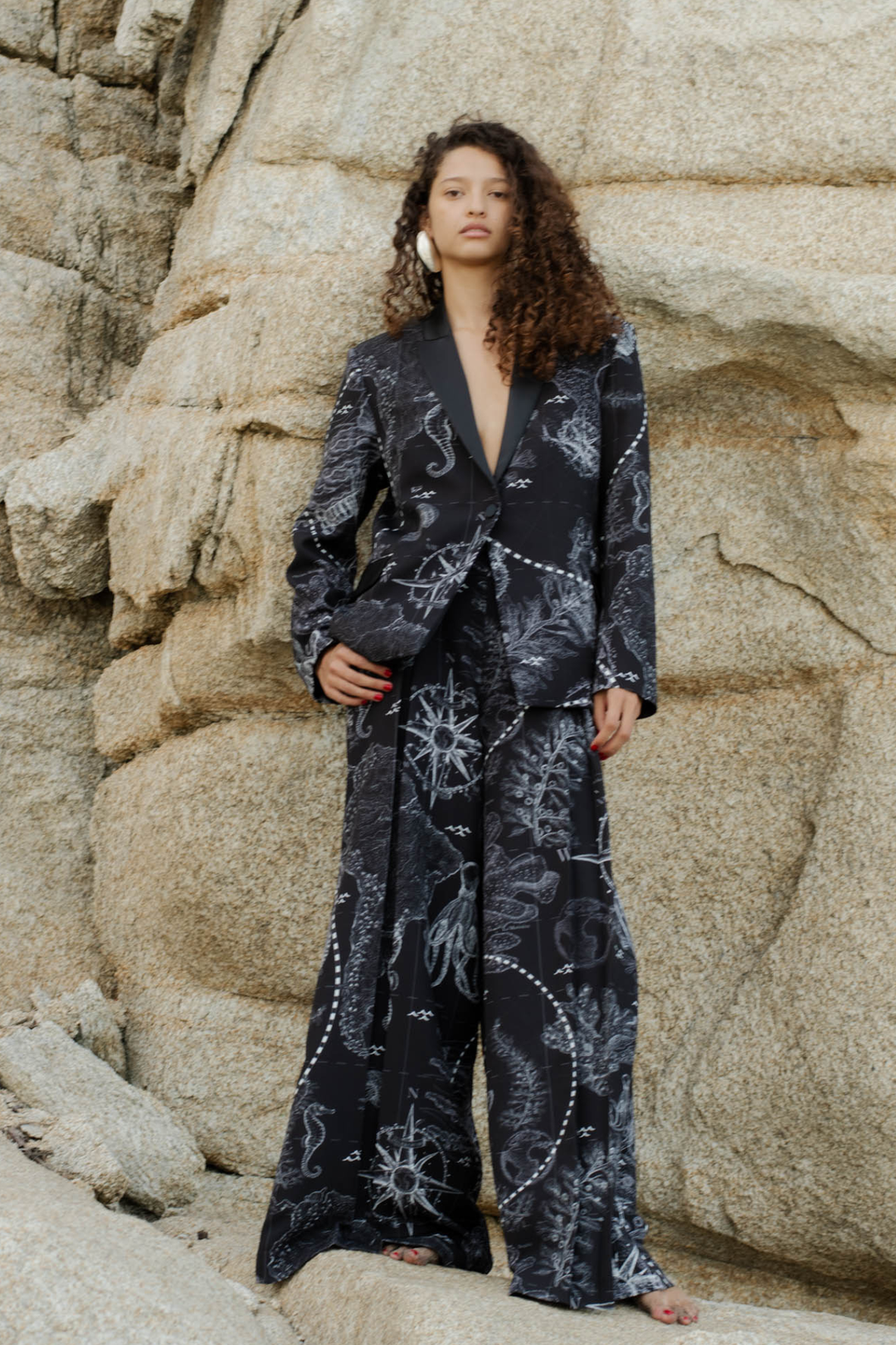 Nomadas Del Viento Black Blazer